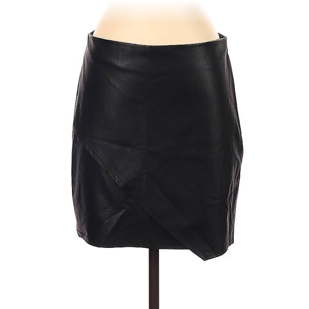 Splendid Black Faux Leather Skirt